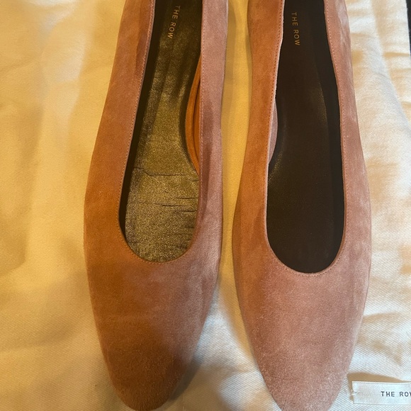 THE ROW Lady D Flat Ballerina Pale Flamingo 40.5/10.5 Original $795 Purchase$587 - Picture 2 of 7